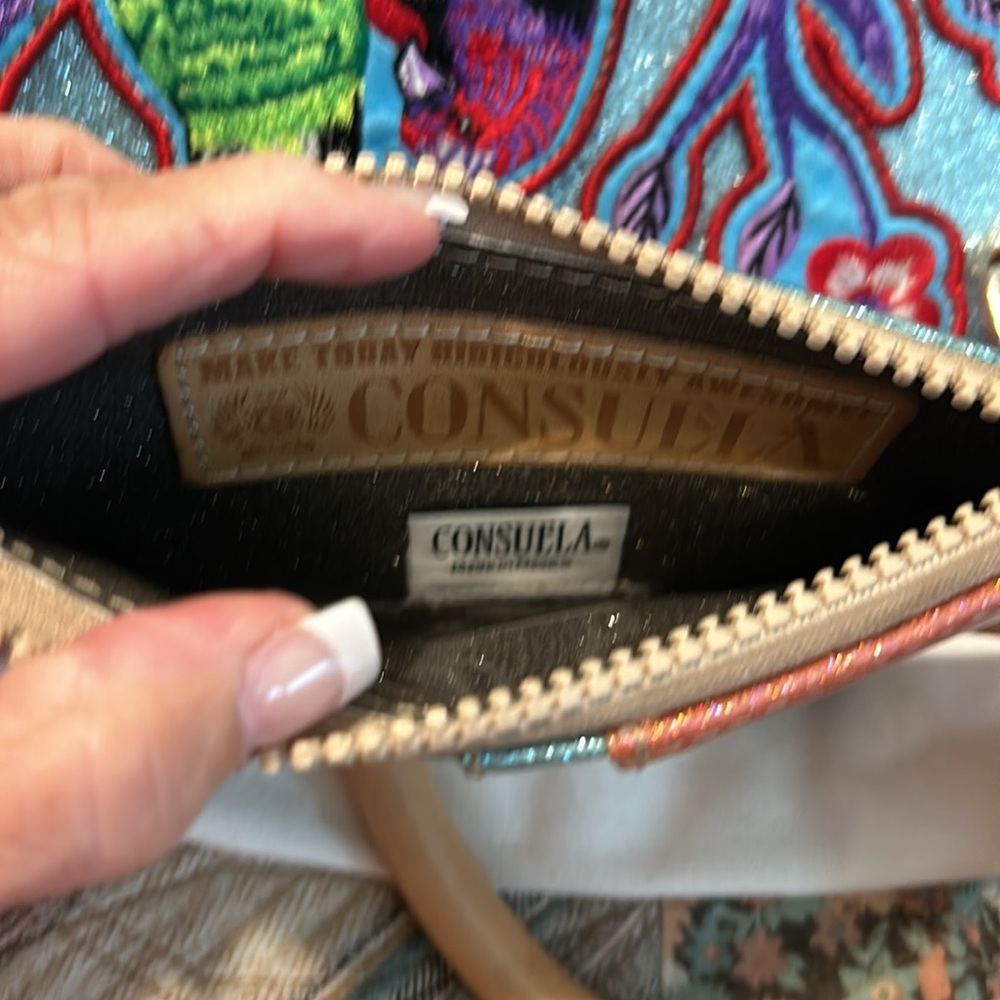 2 Dif sides Consuela Adrian Glitter Luncheon crossbody with matching card/wallet - Picture 15 of 16
